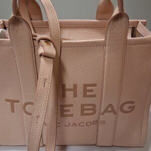 Marc Jacobs The Medium Leather Tote – Rose (Style H004L01PF21-624)
